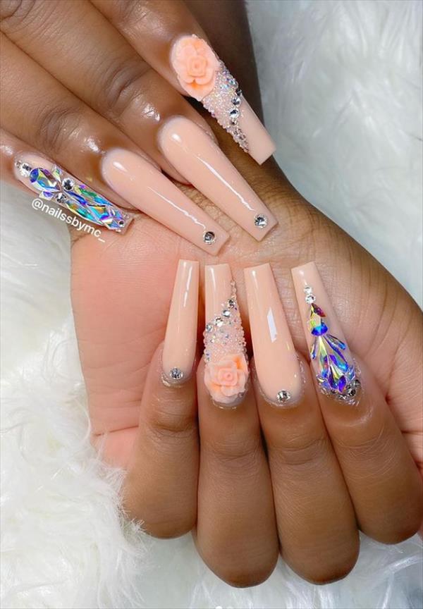 Flower coffin nail art to sparkle your Summer nails 2021!