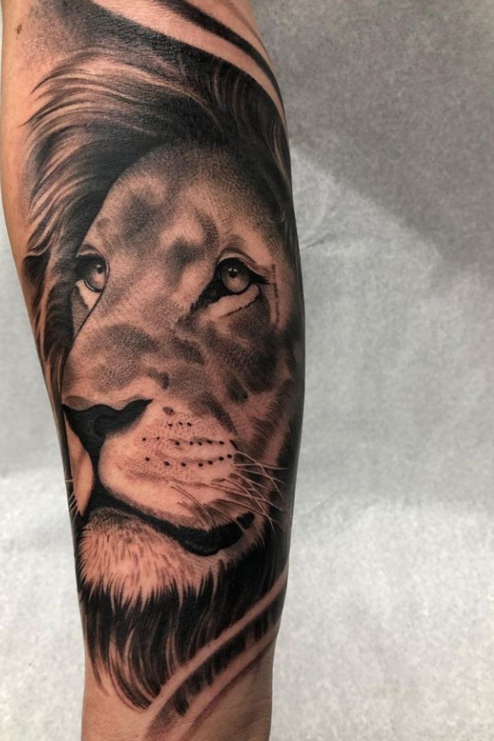 lion tattoo ideas for summer 2021