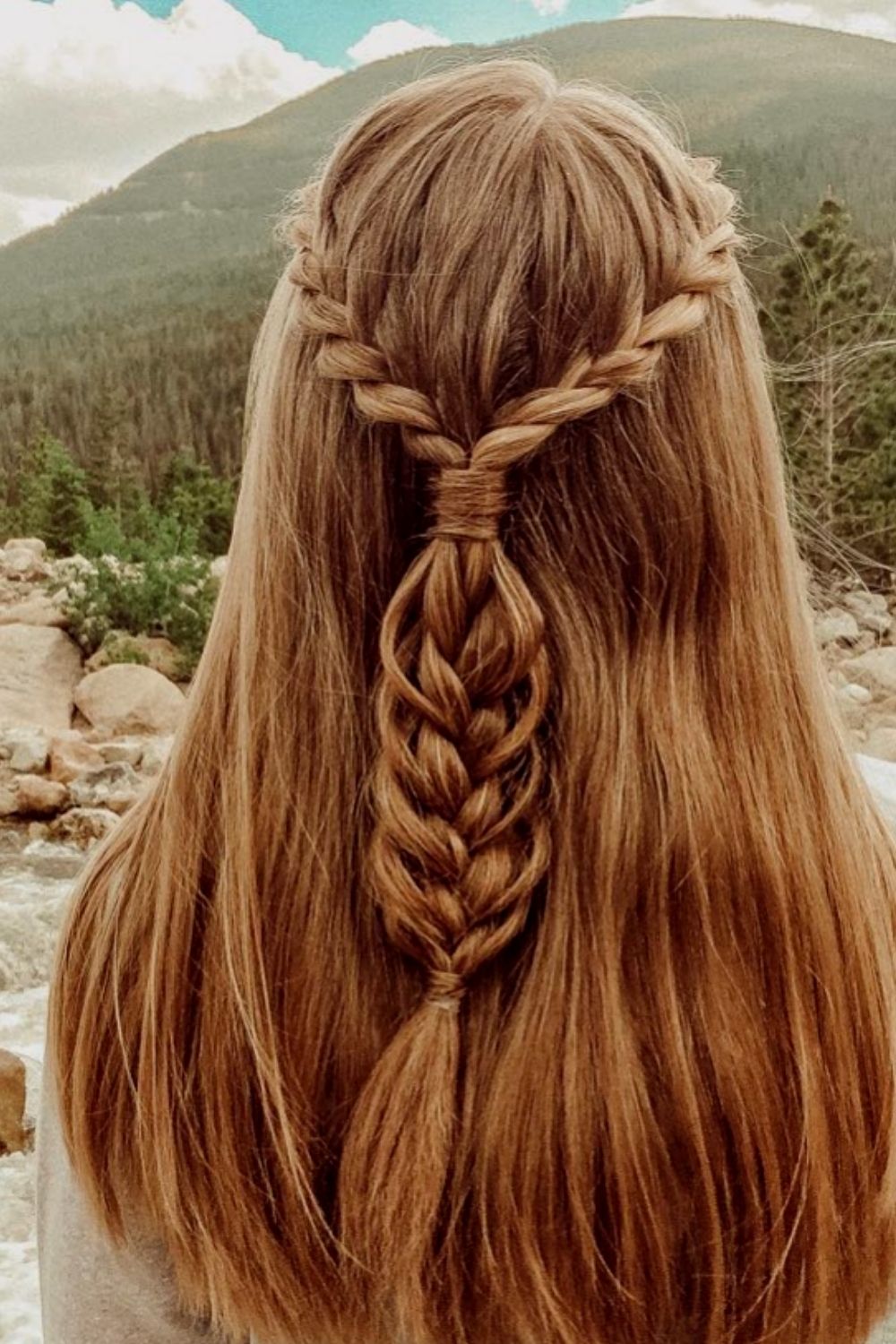 Romantic prom hairstyle 2021