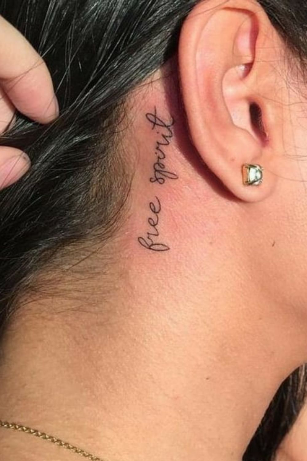 Behind Ear Tattoo: 40 Tiny Tattoo Designs For Girls To Try!