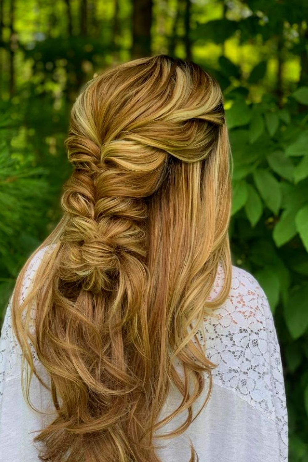 Romantic prom hairstyle 2021