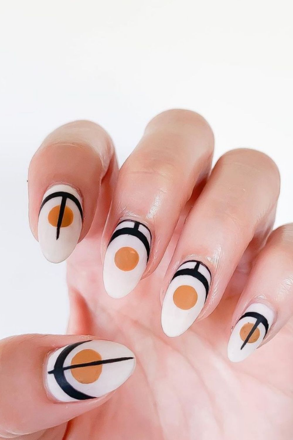 40 Stylish Black And White Nails To Do In Summer 2021!