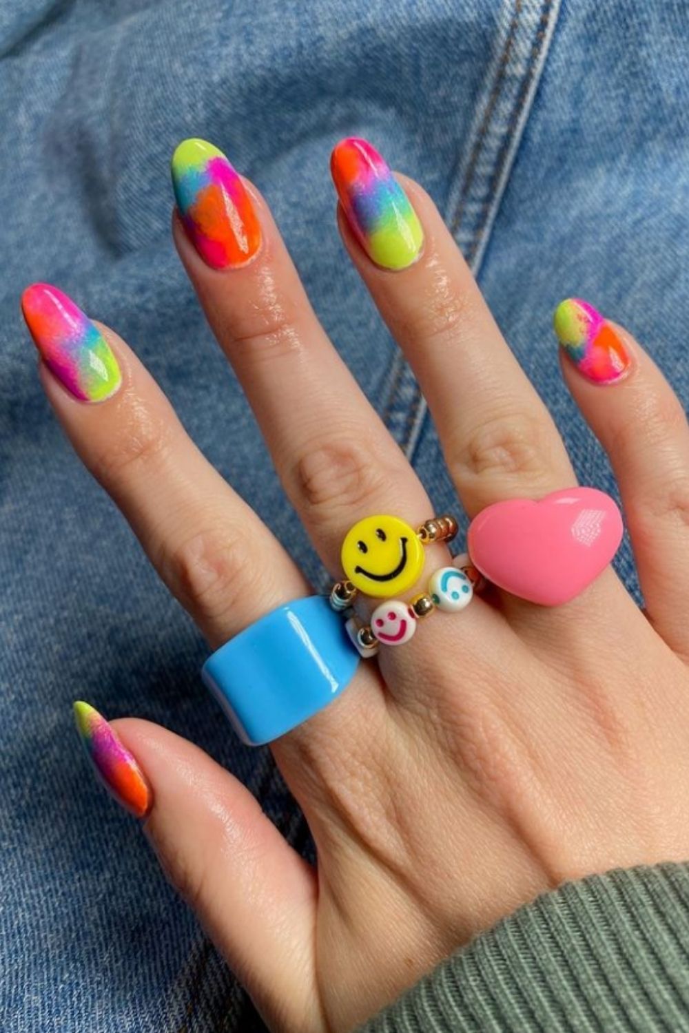 Hottest Tie Dye Nails to Fit Your Beach Look This Summer