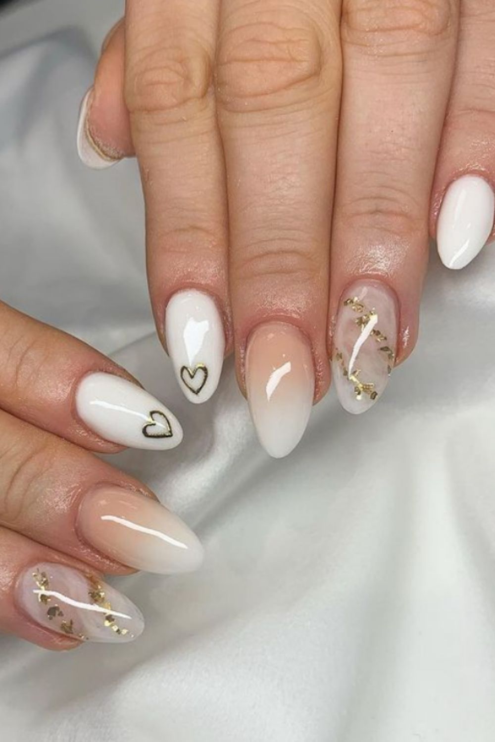 Elegant White Nail Design To Try For A Party In 21