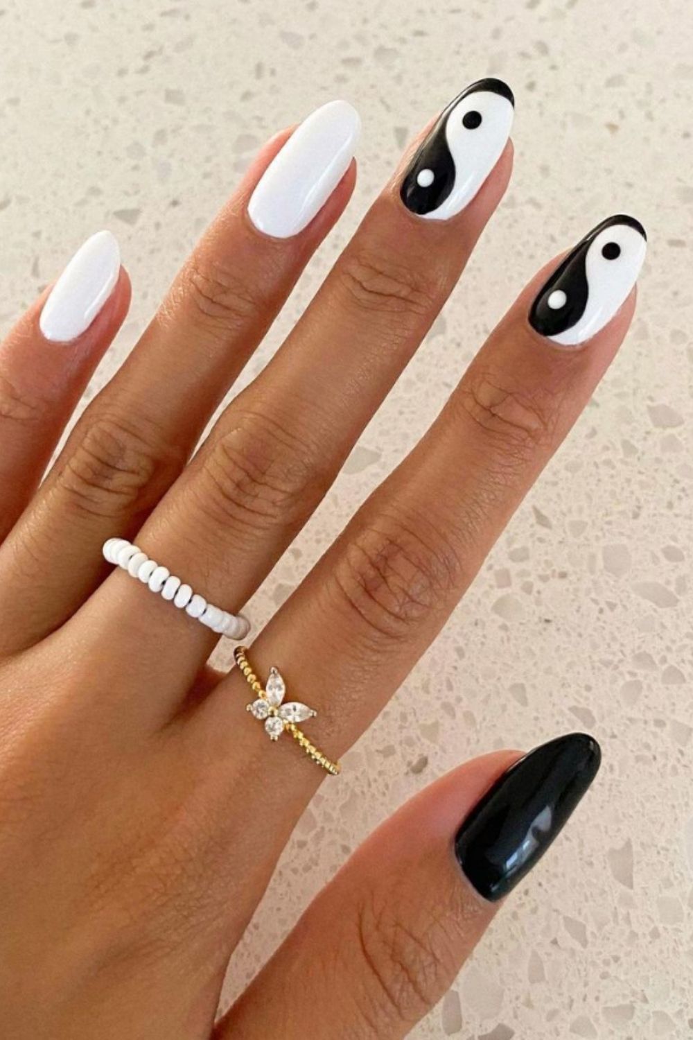 40 Stylish Black And White Nails To Do In Summer 2021!