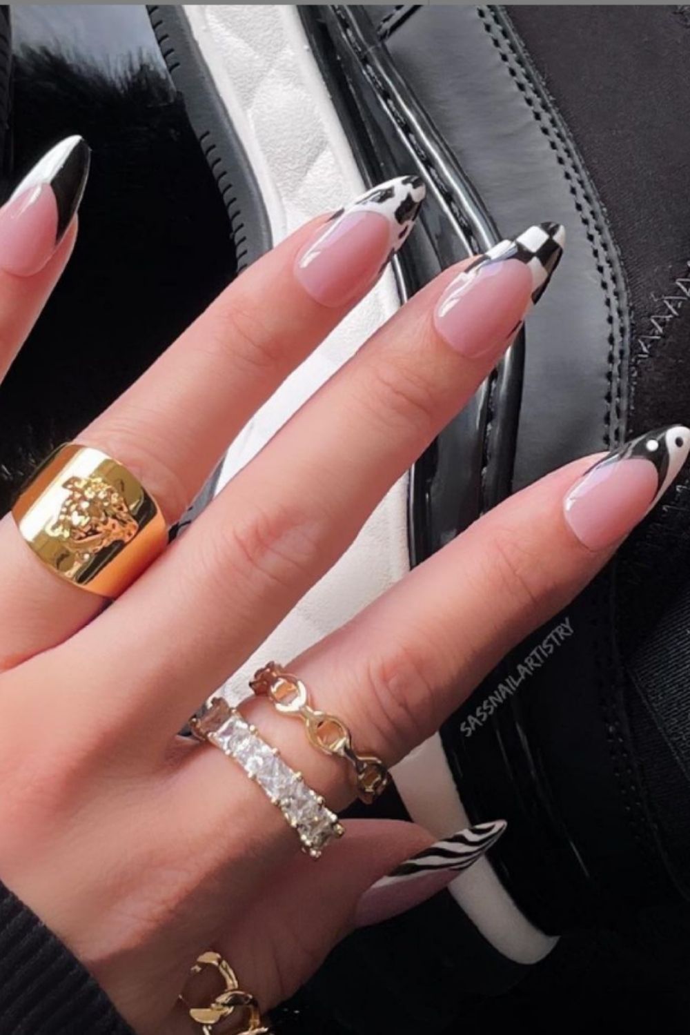 40 Stylish Black And White Nails To Do In Summer 2021! - Page 2 of 5