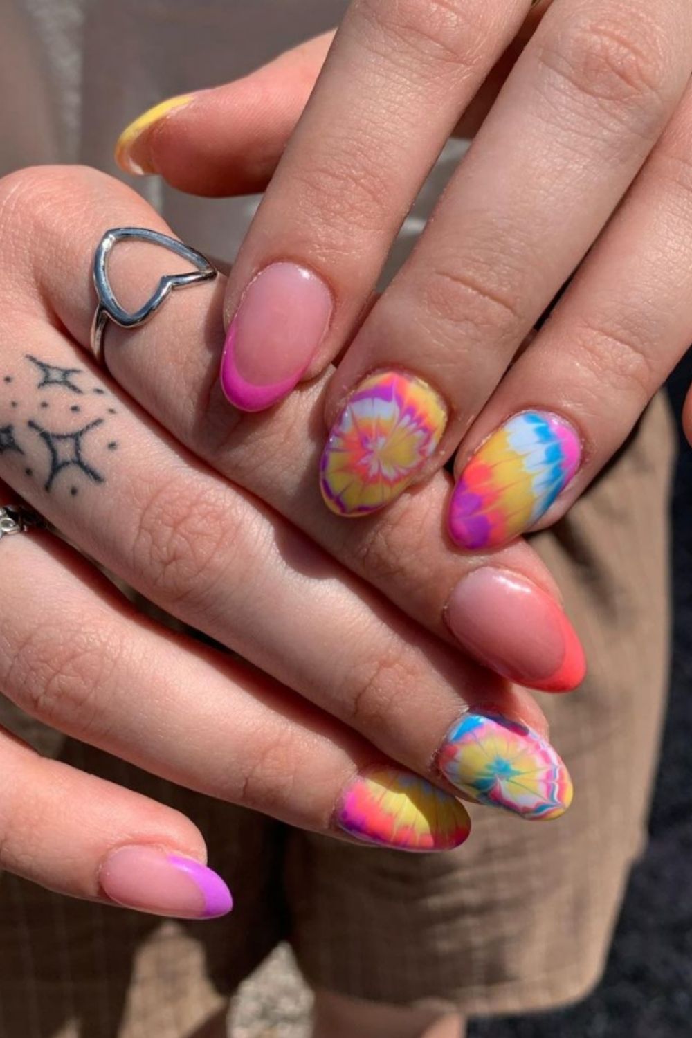 Hottest Tie Dye Nails to Fit Your Beach Look This Summer