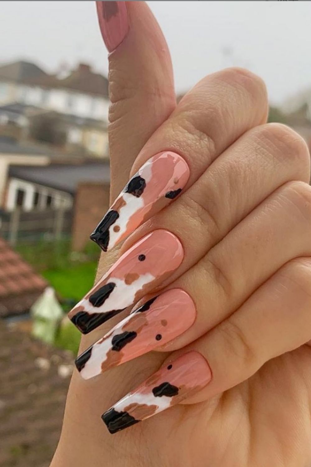 40 Stylish Black And White Nails To Do In Summer 2021! - Page 4 of 5