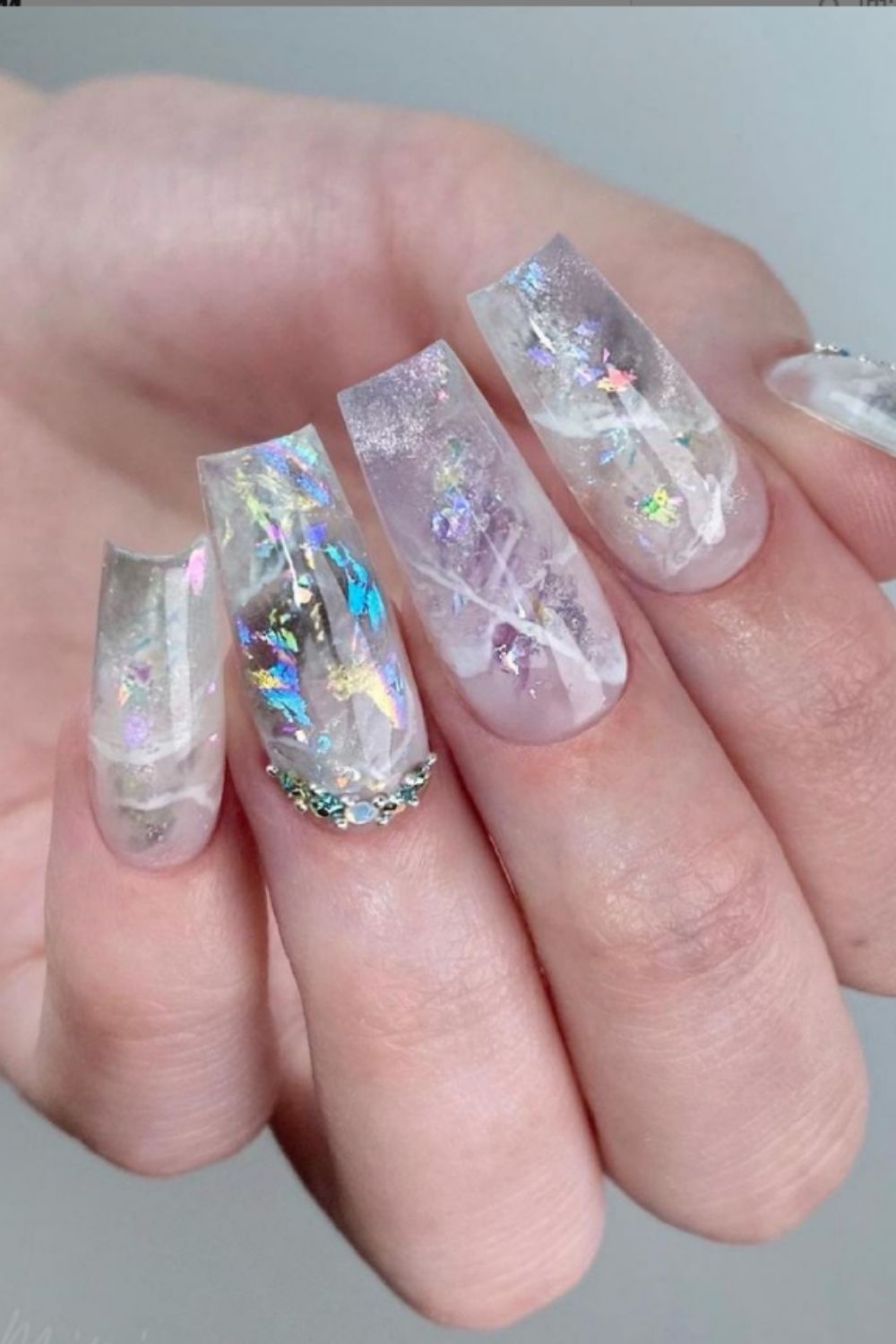 35+ Amazing Glitter Acrylic Nails You Want To Try In 2021!
