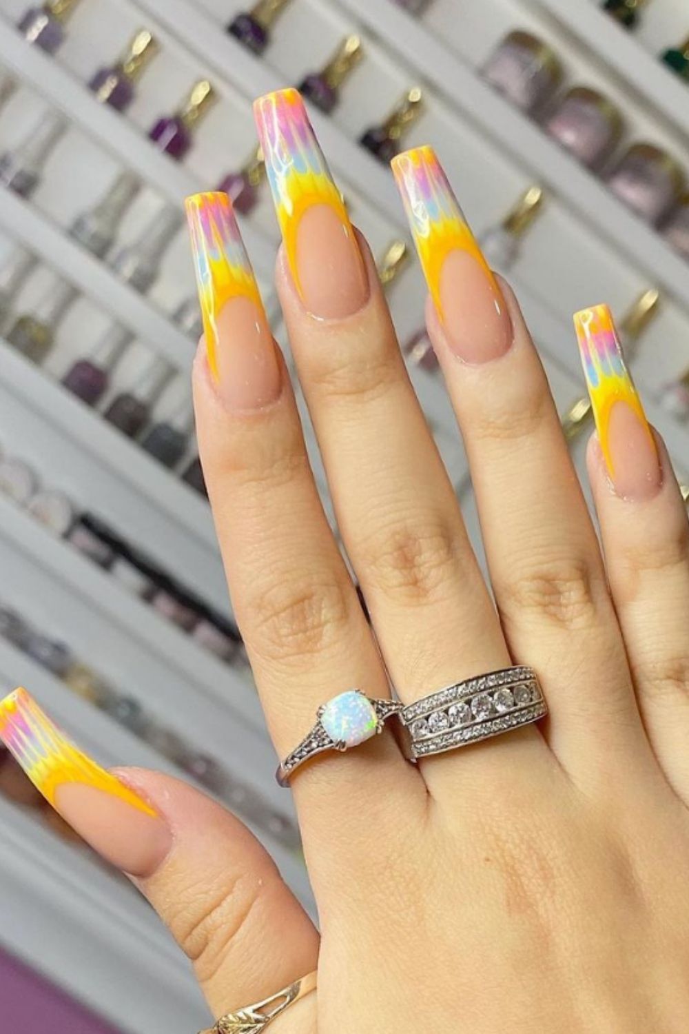 Hottest Tie Dye Nails to Fit Your Beach Look This Summer