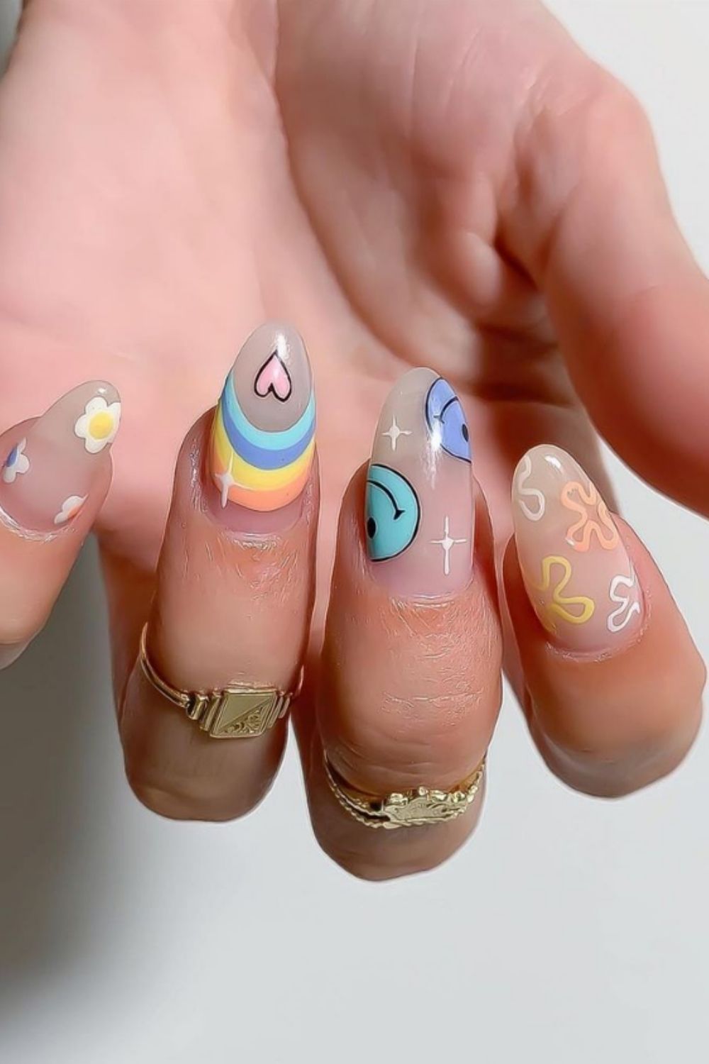 40 Cute Almond Short Acrylic Nails For Summer Nail Design