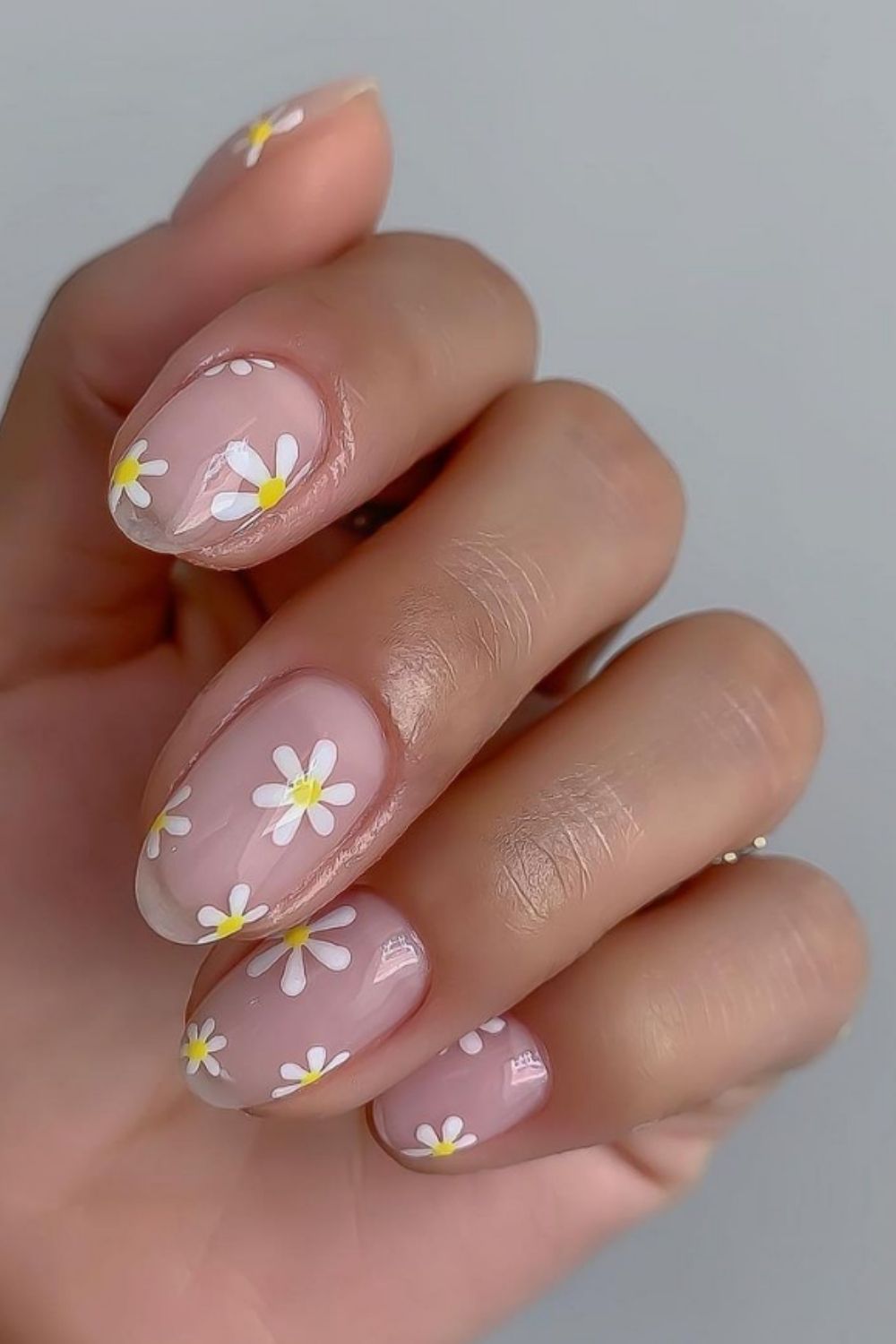 40 Cute Almond Short Acrylic Nails For Summer Nail Design