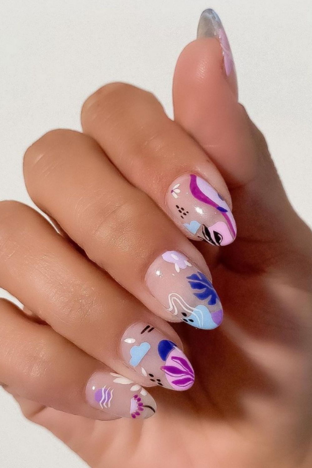 40 Cute Almond Short Acrylic Nails For Summer Nail Design