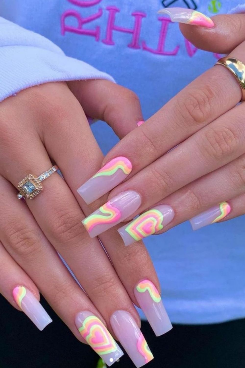 Pretty Summer Acrylic Nails To Try When You Go A Vacation!