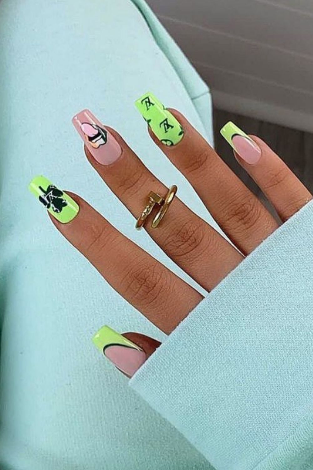 Pretty Summer Acrylic Nails To Try When You Go A Vacation!