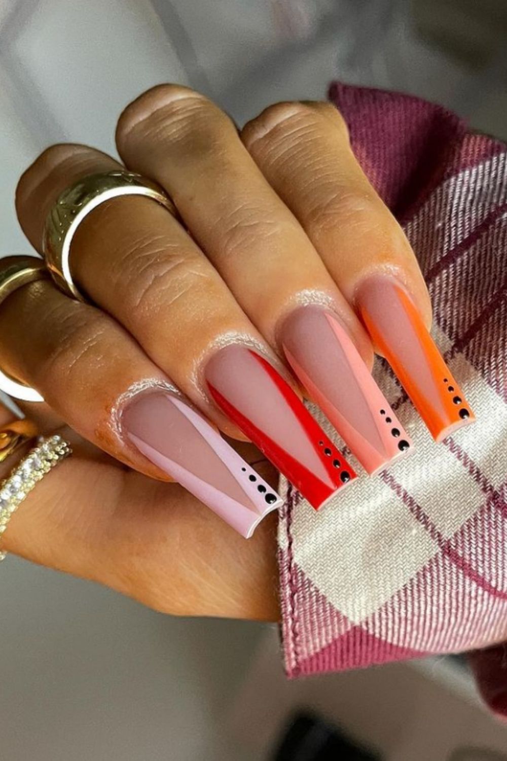 Pretty Summer Acrylic Nails To Try When You Go A Vacation!