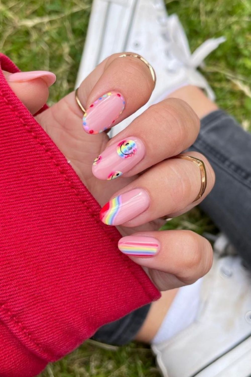 Hottest Tie Dye Nails to Fit Your Beach Look This Summer