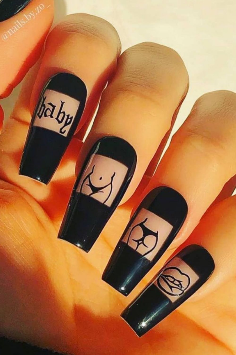 Black acrylic nails | the fall season nails color 2021