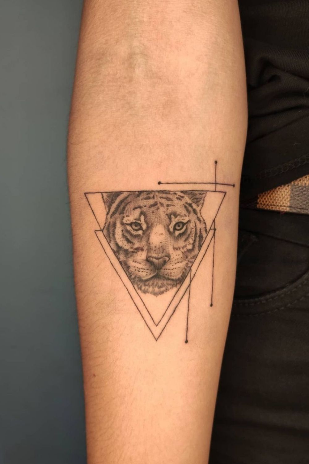 26 Cool Geometric Tattoos Ideas With Unique Meanings
