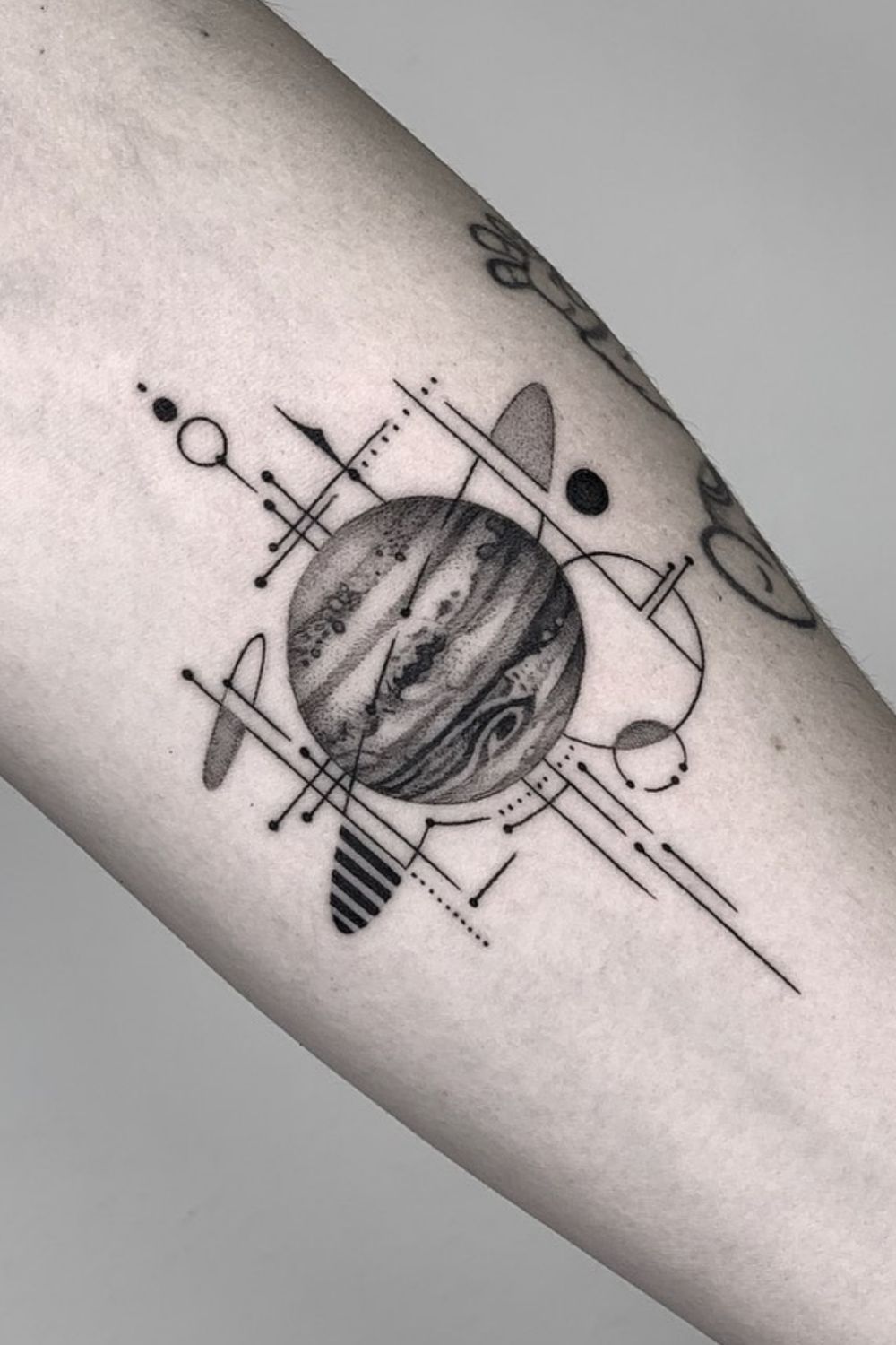 26 Cool Geometric Tattoos Ideas With Unique Meanings