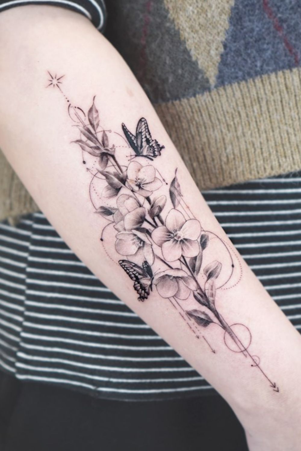 26 Cool Geometric Tattoos Ideas With Unique Meanings