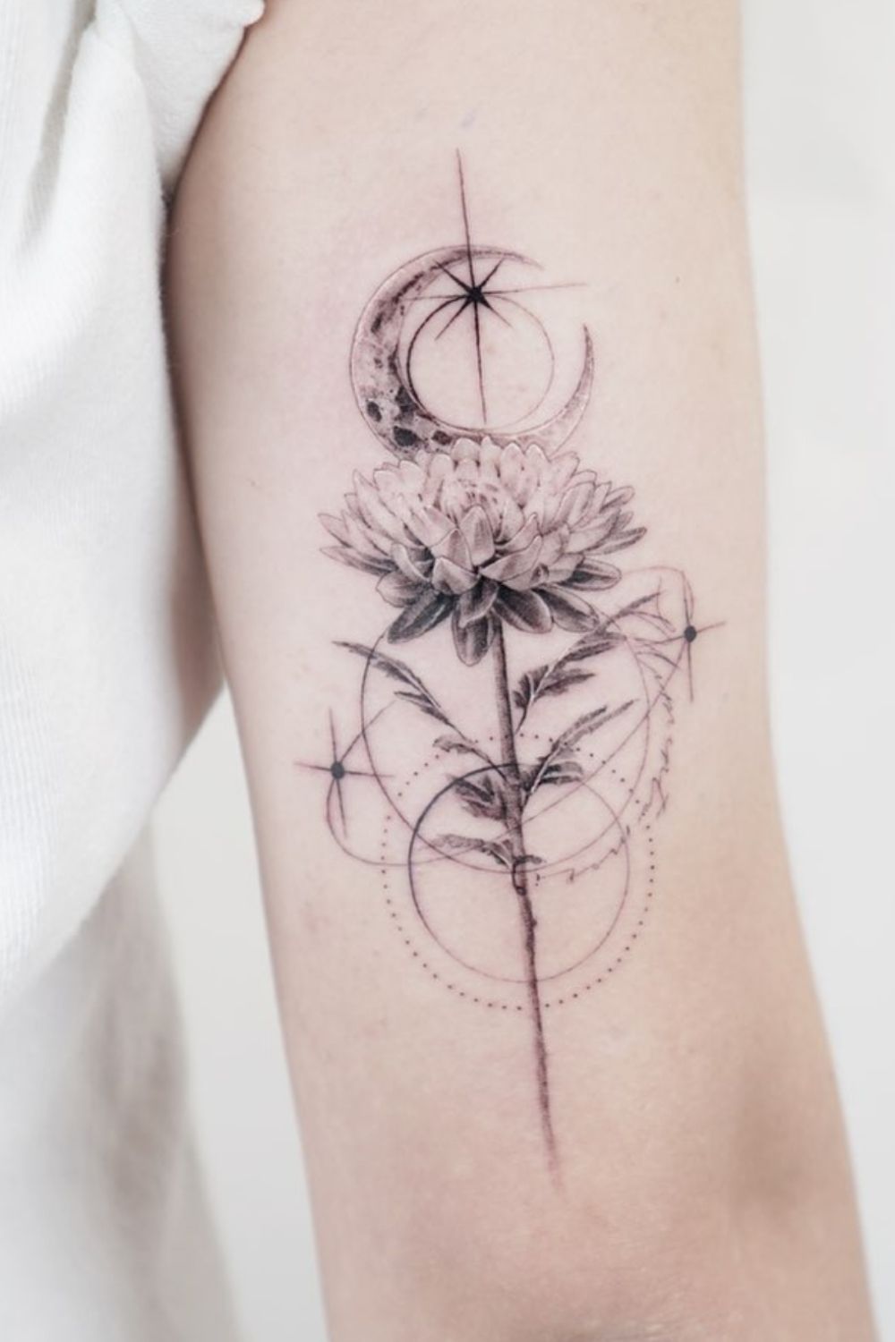 26 Cool Geometric Tattoos Ideas With Unique Meanings