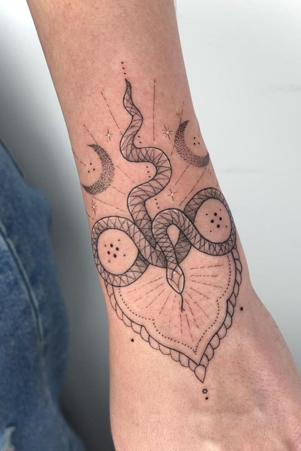 26 Cool Geometric Tattoos Ideas With Unique Meanings