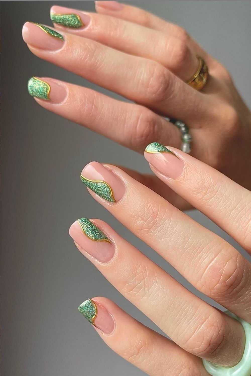 Best Green nail designs to try 2021: neon green, lime green, dark green