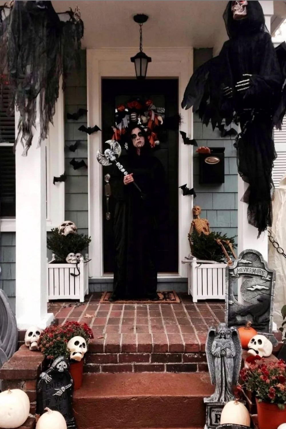 48 Creative Outside Halloween porch decoration ideas 2021