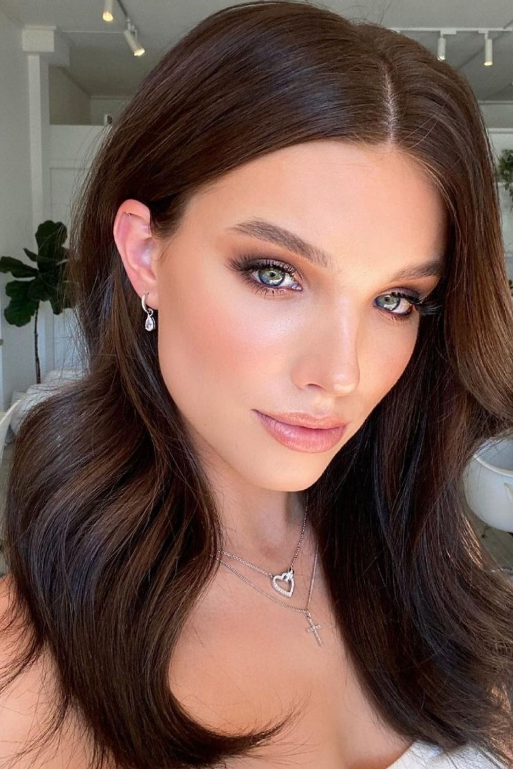 34 Cool Shoulder length haircut with bangs to try 2021