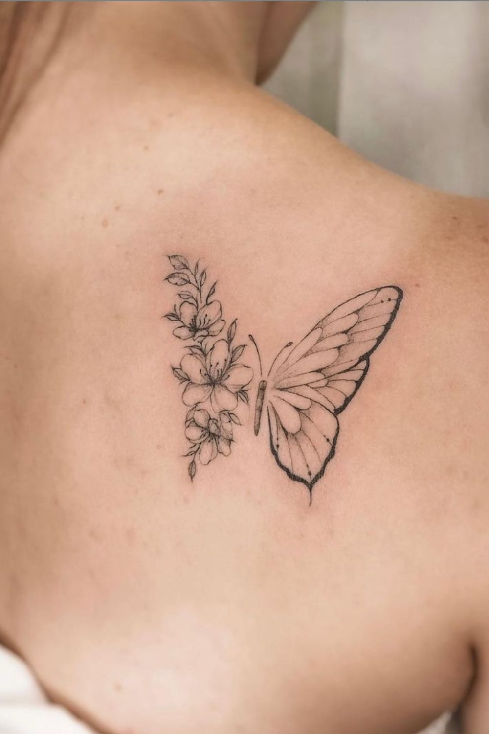 Cute Minimalist Tattoos Design for women with tiny tattoo pattern