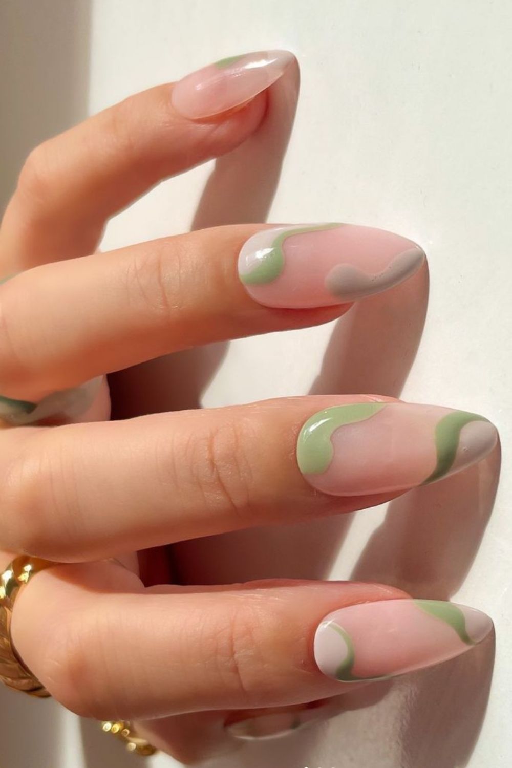Best Green nail designs to try 2021: neon green, lime green, dark green