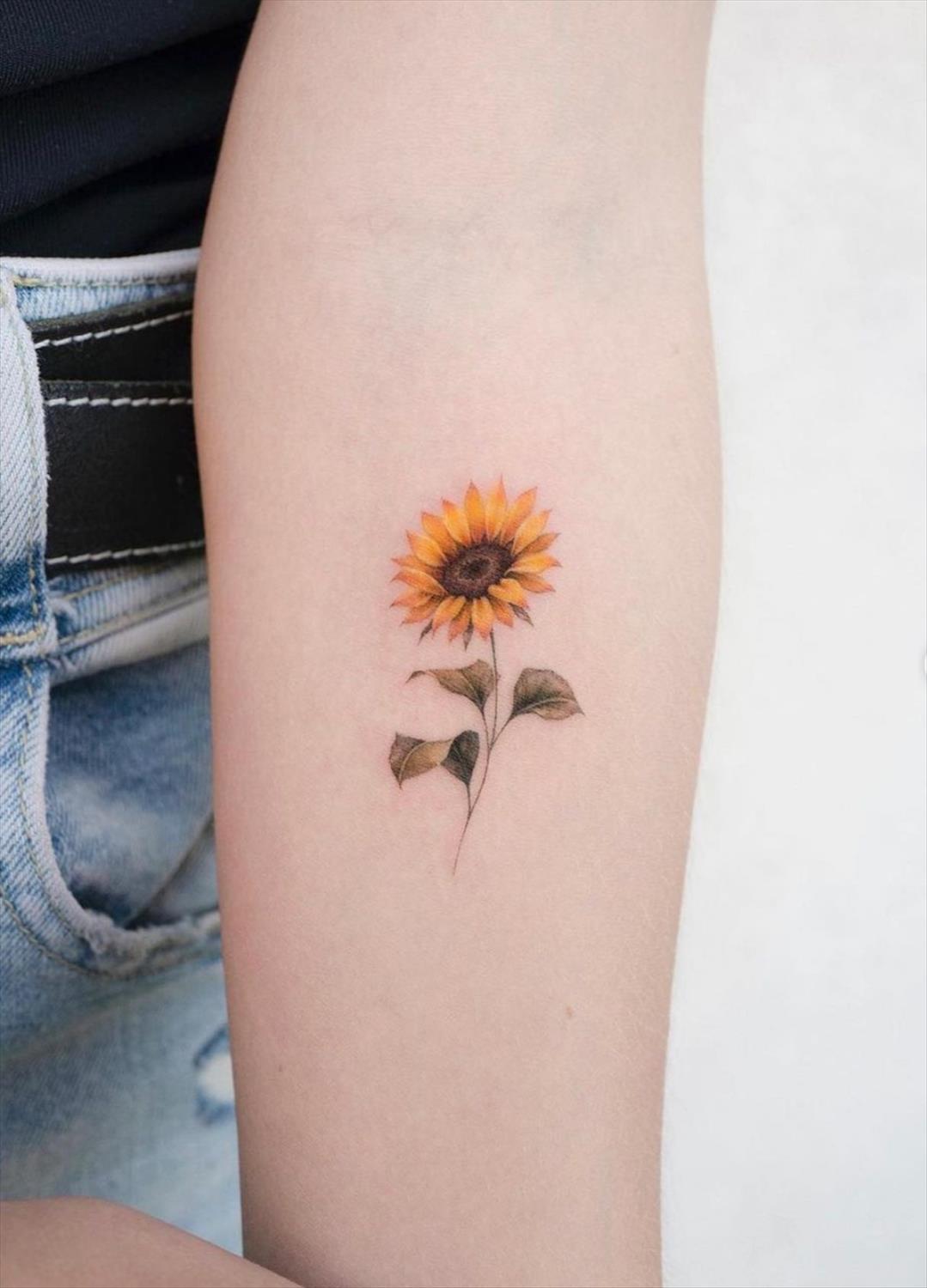 18 Amazing Sunflower Tattoo Ideas to Celebrate the Beauty of Nature