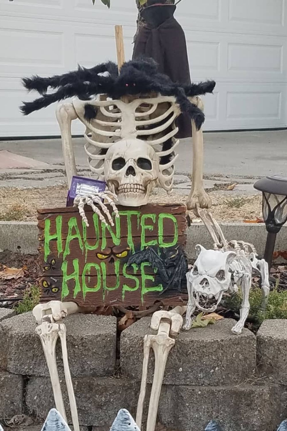 48 Creative Outside Halloween porch decoration ideas 2021