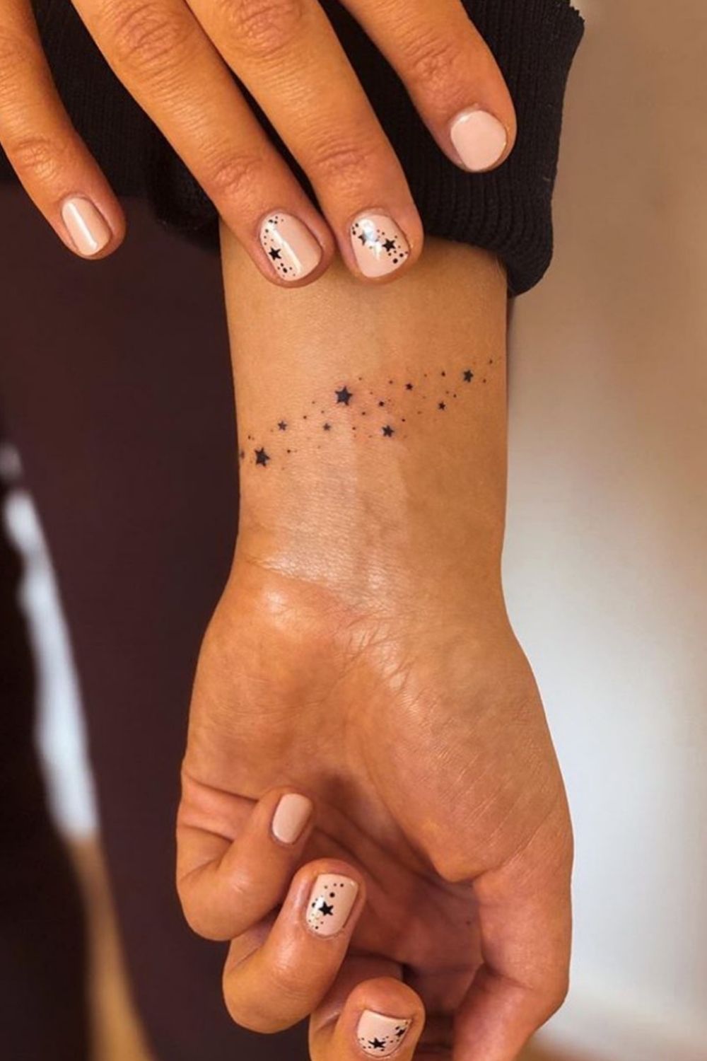 Cute Minimalist Tattoos Design for women with tiny tattoo pattern