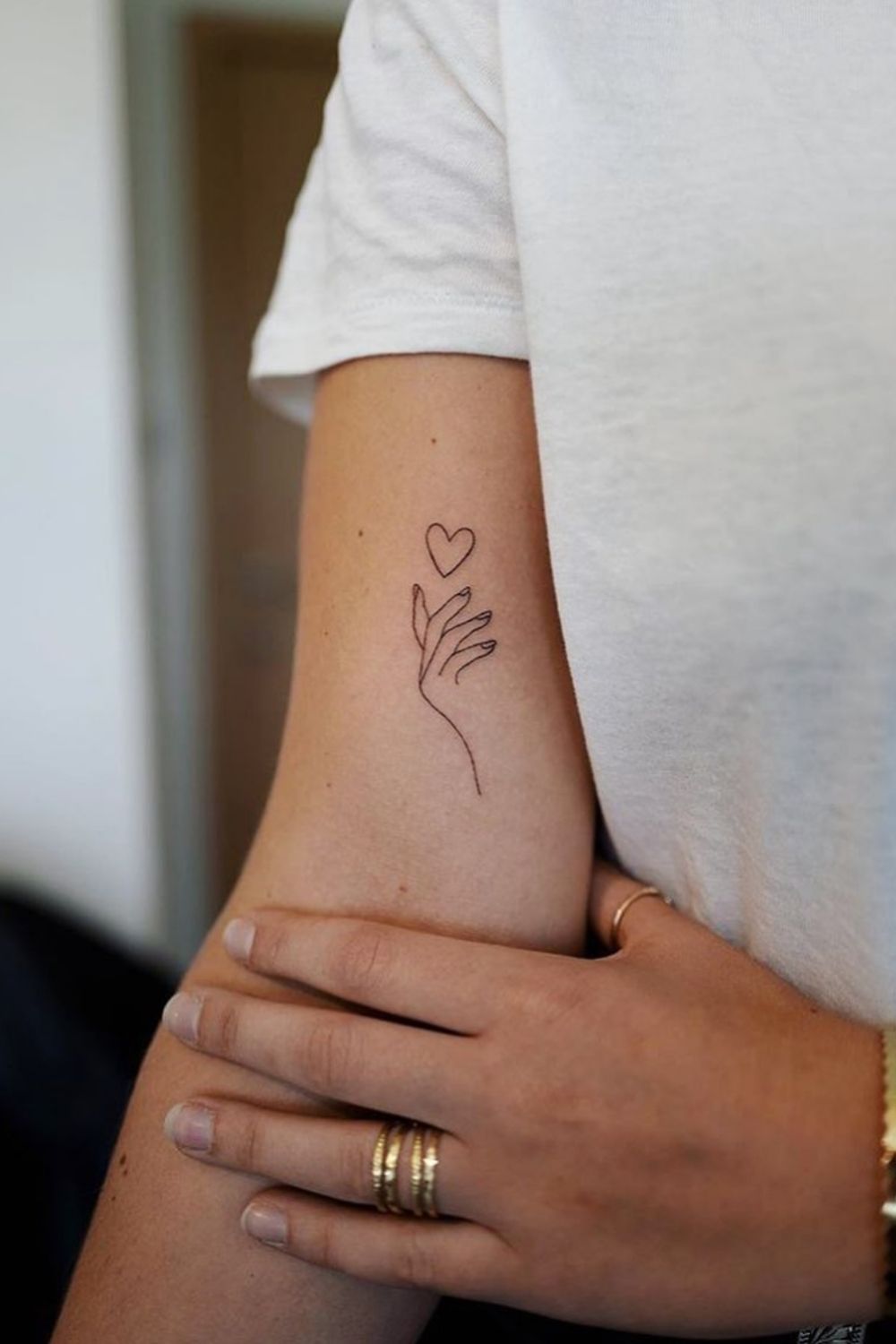 Cute Minimalist Tattoos Design for women with tiny tattoo pattern