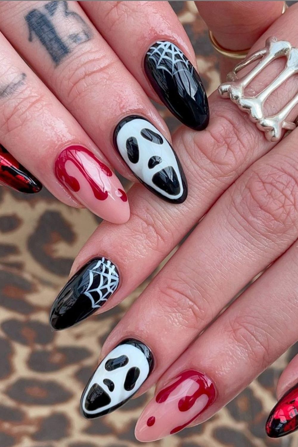 Halloween nail aesthetic | Trendy Halloween manicure to try 2021