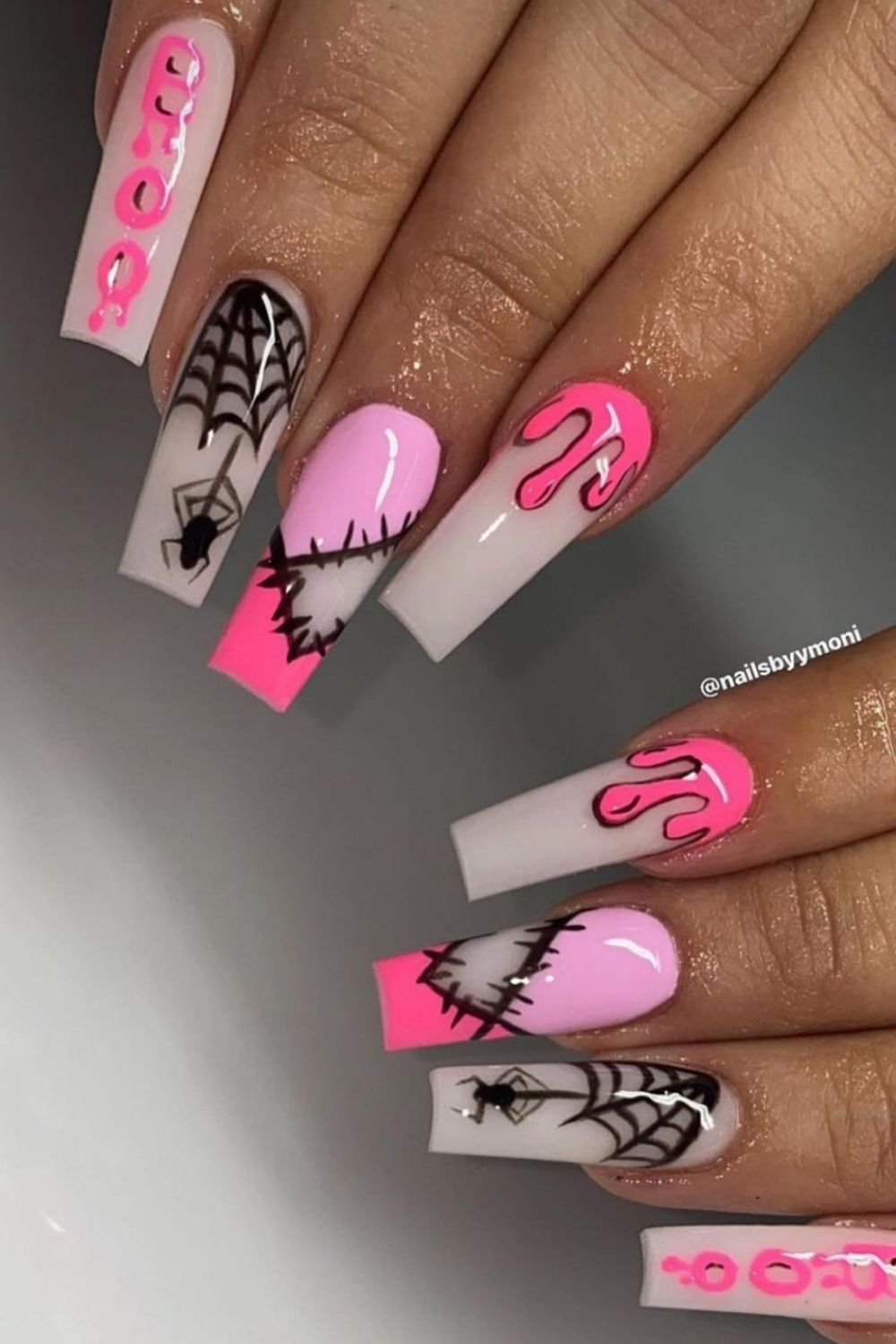 Halloween nail aesthetic | Trendy Halloween manicure to try 2021