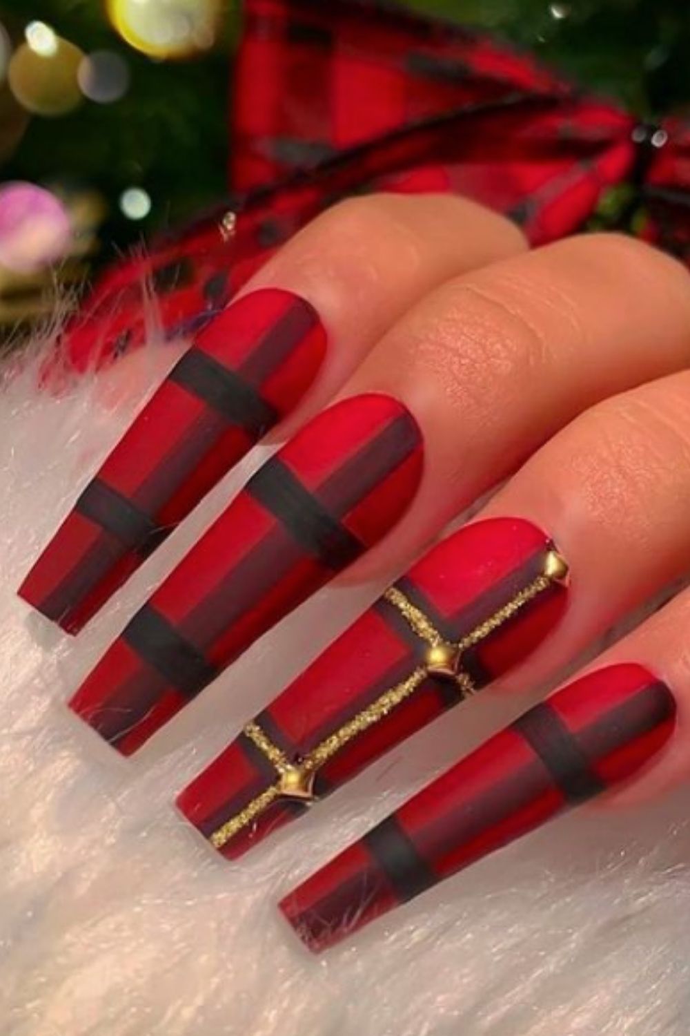 Acrylic Christmas nail with coffin nails