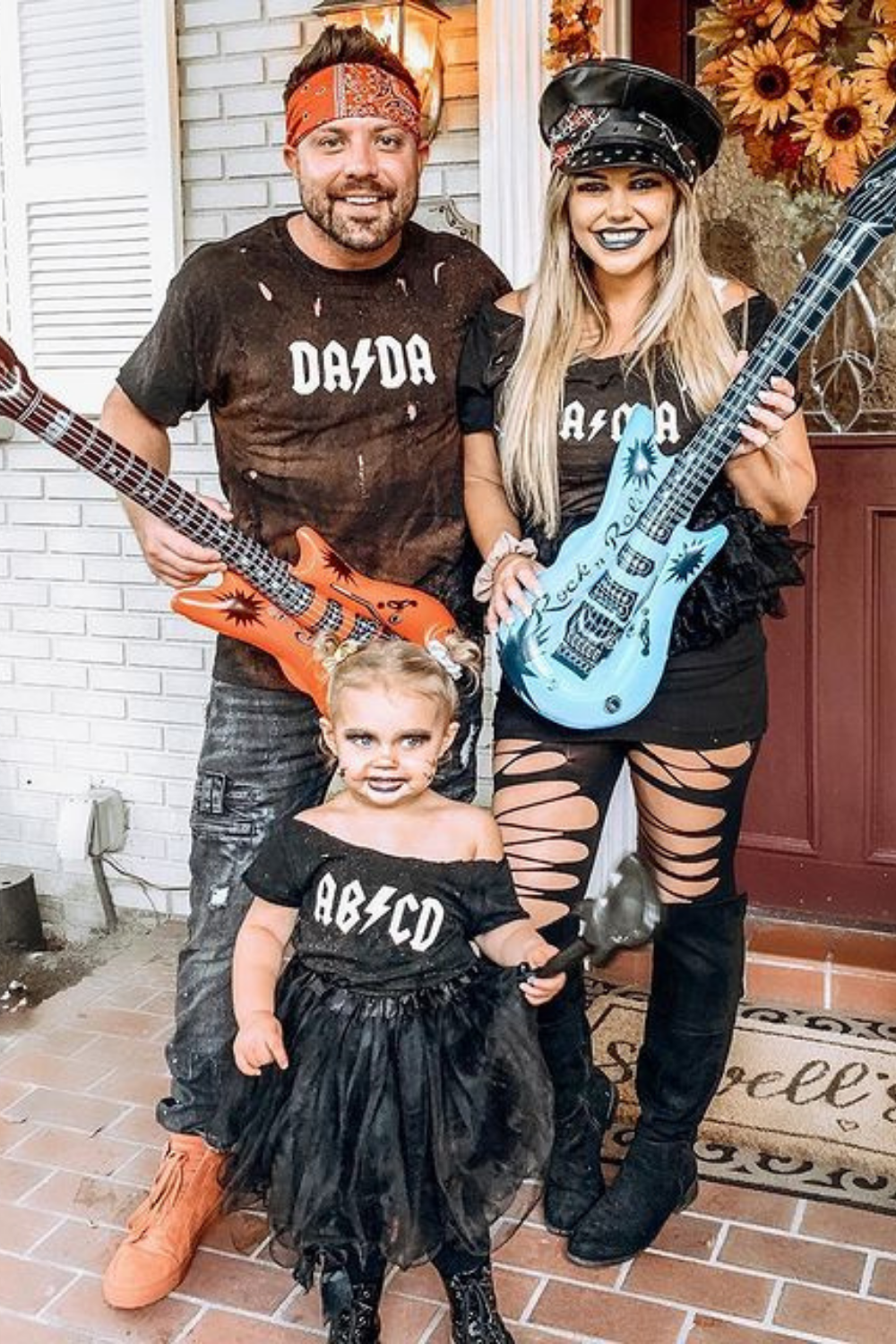 34 Best Halloween costumes 2021 for family and best friends