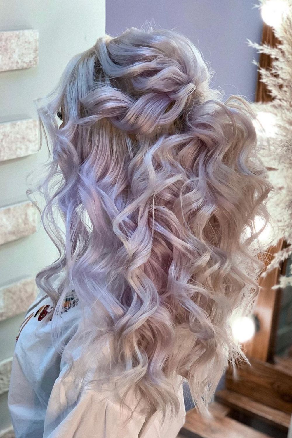 38 Chic Prom Hairstyles for long hair with retro curls  to Let You Be Amazing