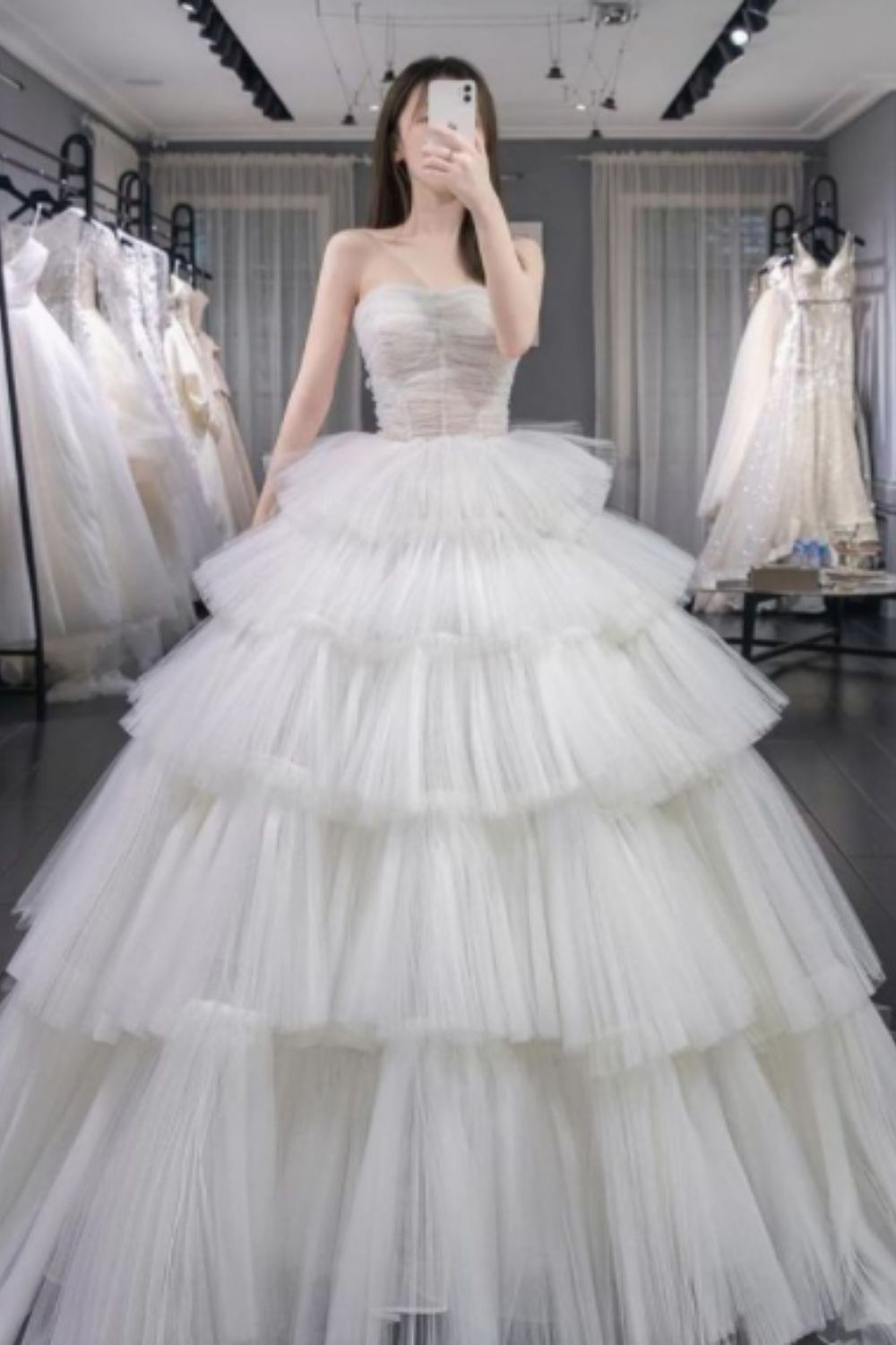 Are Wedding Dresses In Style?