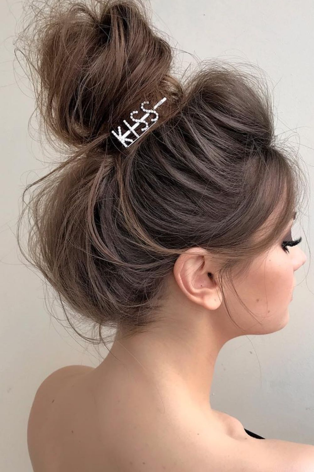 38 Chic Prom Hairstyles to Let You Be Amazing