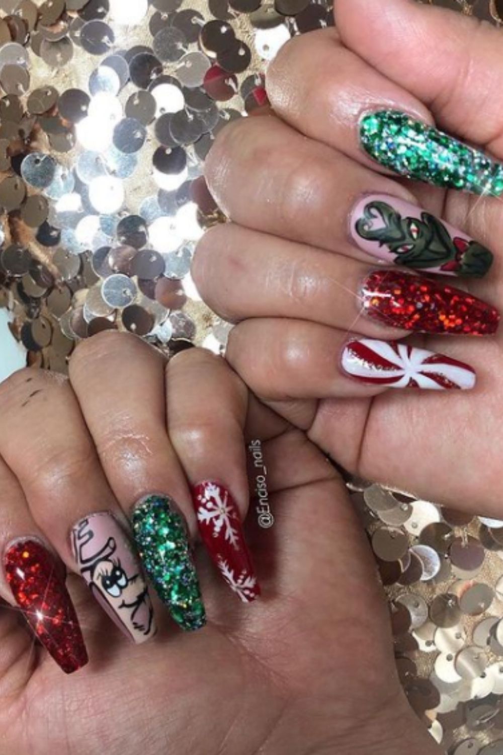 What are Christmas nail with coffin nails