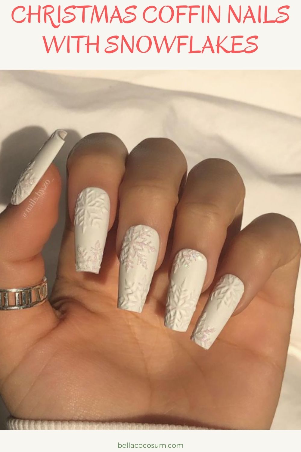 Christmas coffin nails with snowflakes
