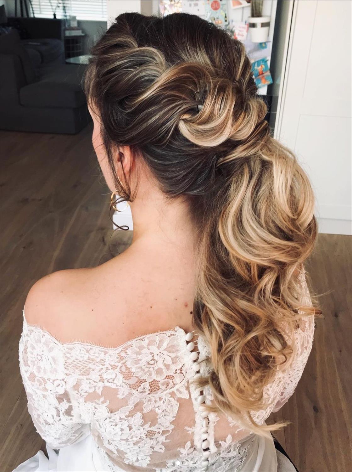 Wedding hairstyles for long hair perfect for brides