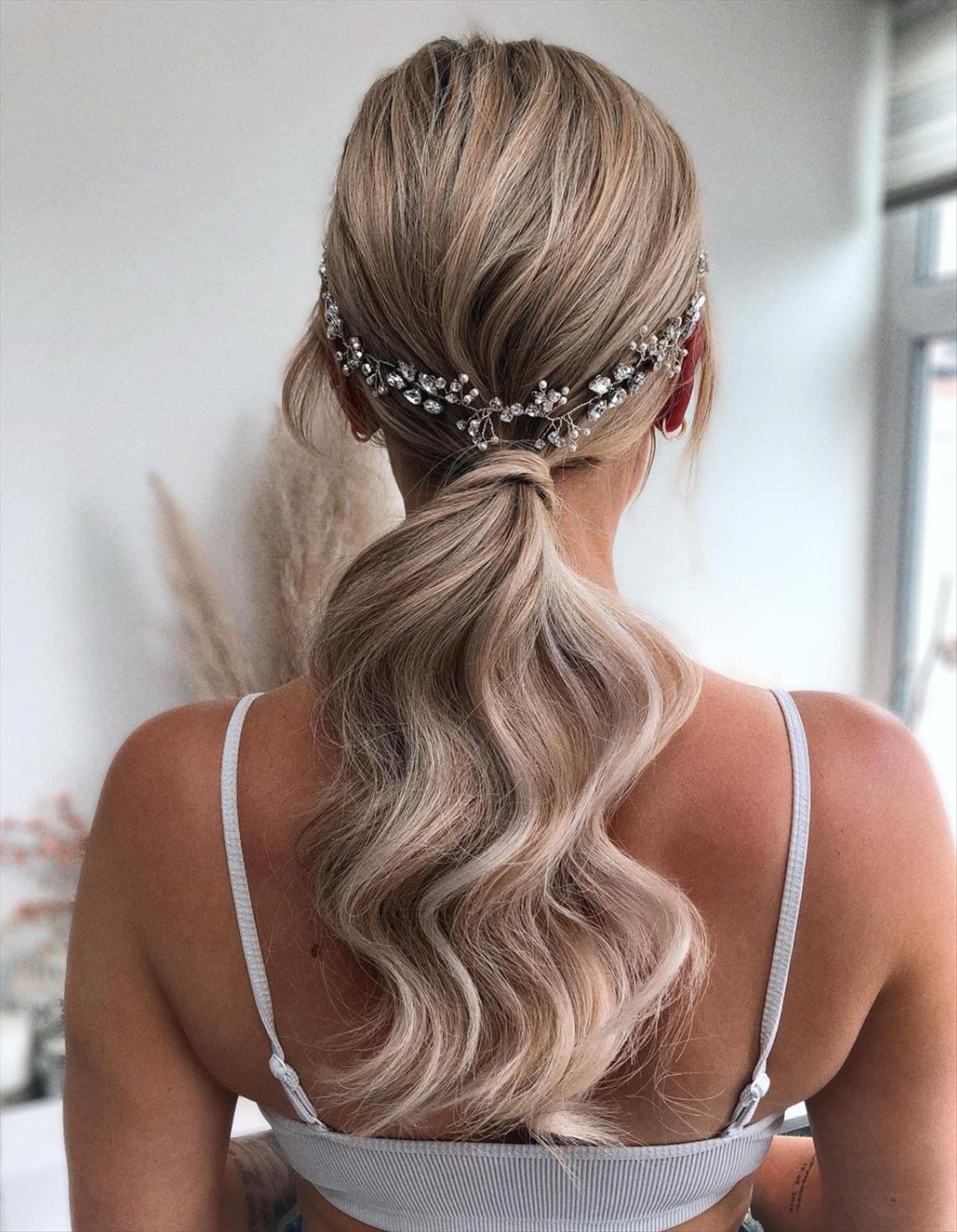 Wedding hairstyles for long hair perfect for brides