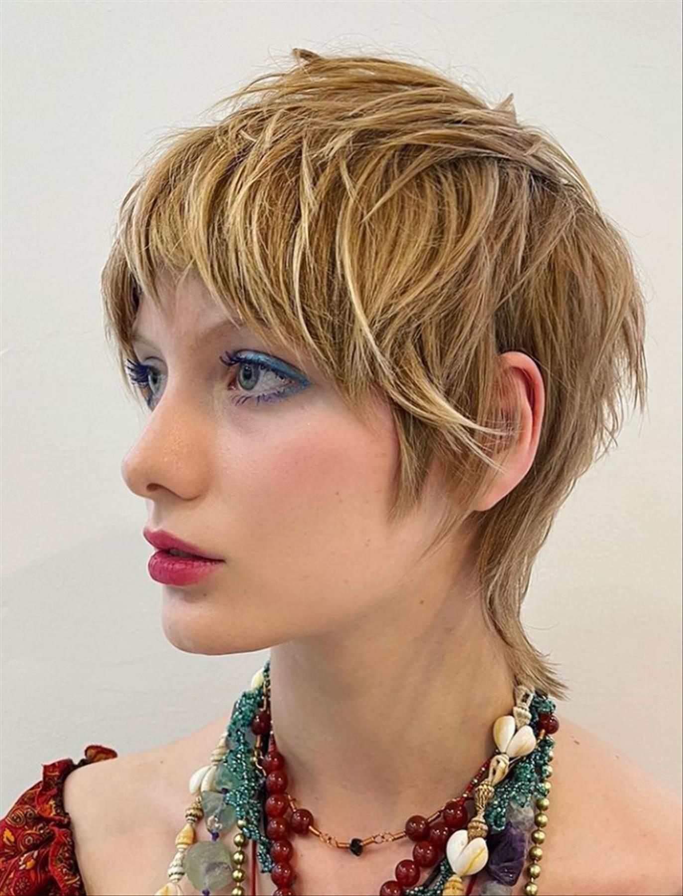 Hottest Haircuts and Hairstyle with Bangs to Try in 2021