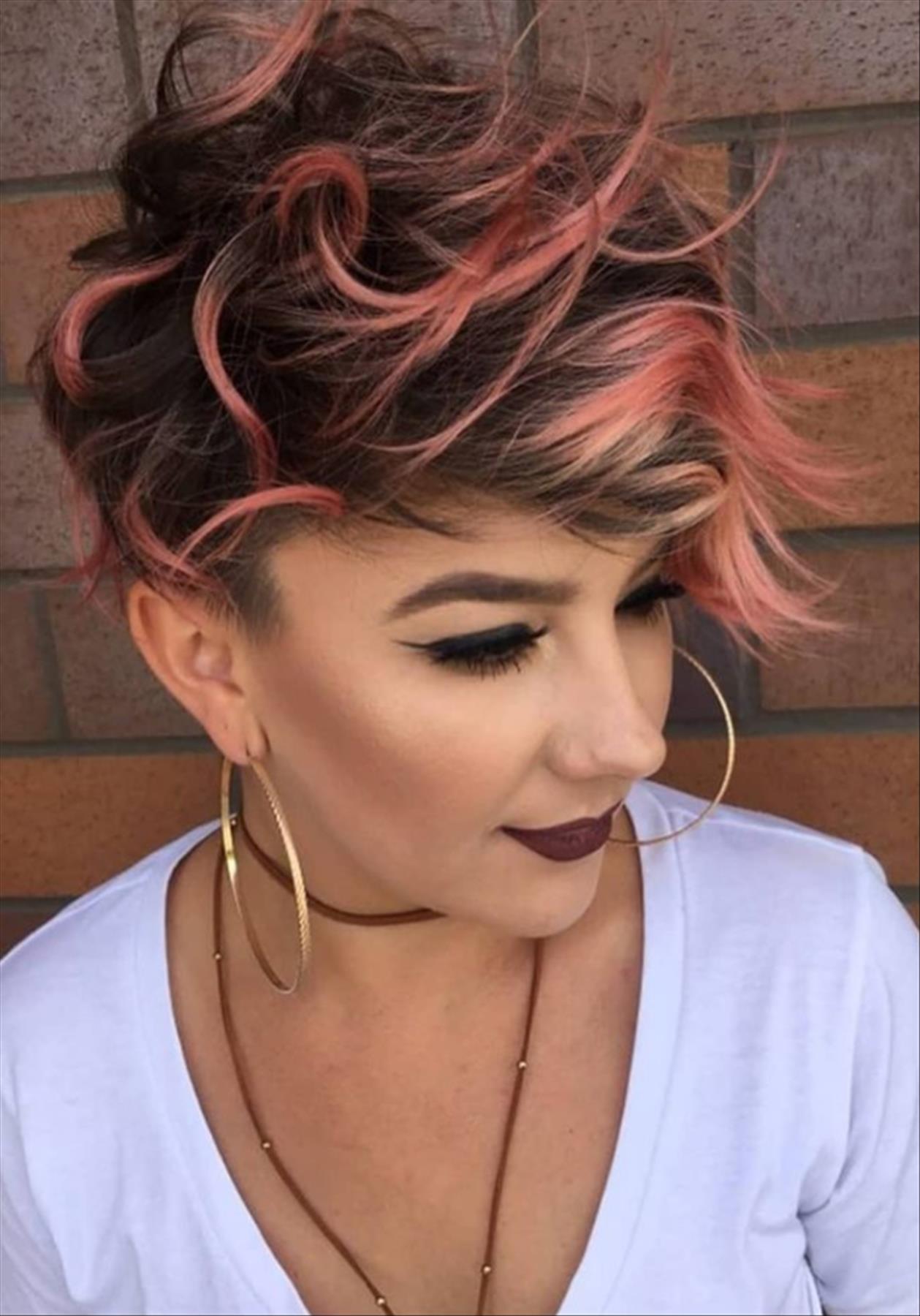 Best short pixie haircut for women trending now