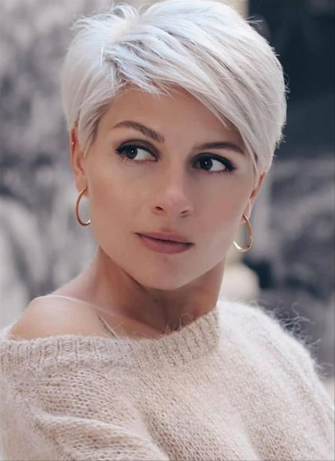 Best short pixie haircut for women trending now